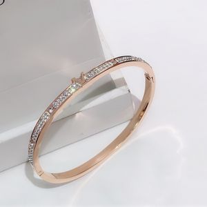 2023 Designer Bangles Luxury Bracelets Europe America Fashion Style Womens Bangle Crystal 18K Rose Gold Plated Stainless steel Wedding Love Gift Jewelry