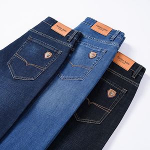 Мужские джинсы 2023 Осенние толстые классические модные бизнеса Слушанные повседневные джинсовые брюки мужчины высокие бренды тонкие брюки.
