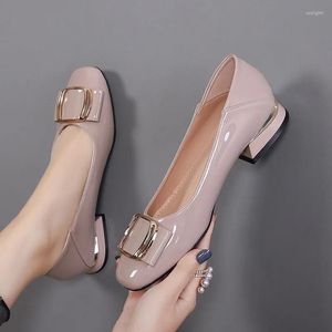 ارتداء أحذية SAPATOS FEMININAS WOMEN