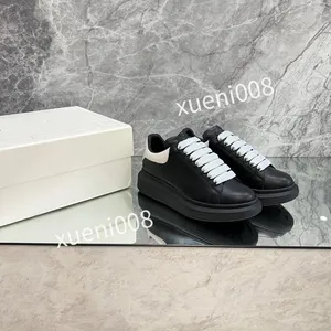 2023men Casual Shoes Reflective Chain Reaction Sneakers Triple Black White Blue Yellow Fluo Tan Luxury Mens Women Shoe Designer Trainers