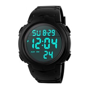 Нарученные часы Top Brand Fashion Водонепроницаемые мужские мальчики LCD Digital Spustwatch Date Rubber Sport Wrist Watch The Ristech часы подарок#10#10