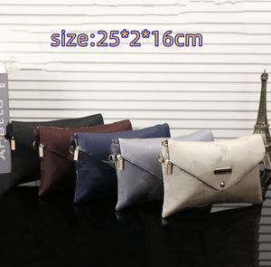 Luxurys Toates Designer çanta çanta kadın çanta kanal kanal debriyaj kanat çanta klasik ünlü moda mini seyahat crossbody yaz omuz cüzdan cüzdan