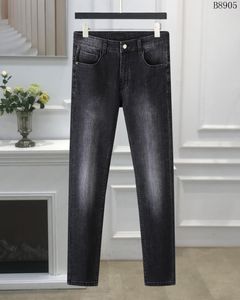 2023 Neuestes Angebot Röhrenjeans Herren Rot Grün Muster Label Blumendruck Denim Hosen Herren Modedesigner Hip Hop Größe 29-40