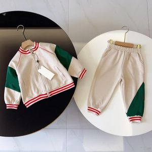 Ubrania dla dzieci chłopcy dwupoziomowe ubrania ubrania dziewczęta młode sport
