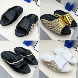 space slippers The unique futuristic shape of the new highlights sense fashion high end feeling Famous designer couples are same as beach and pool slipper