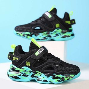 Athletic Outdoor 2022 Summer Teens Kids Boys Girls Casual Shoes Children Sneakers Breattable Mesh Lightweight Sports Flats Cartoon Shoe 8 12 Year W0329