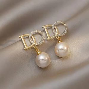 여성을위한 Explestament Elegant Simulated Pearl Dangle Earrings 간단한 세련된 디자인 섬세한 액세서리 패션 보석