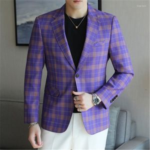 Herrdräkter smala fit manlig blazer elegant lila rutig långärmad stor storlek 5xl jacka mäns kläder koreanska avslappnade kappkläder