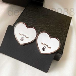 Charm designer Autumn and Winter New Logo Love Geometric Earrings Simple Temperament High Sense Fashion Female 09SG