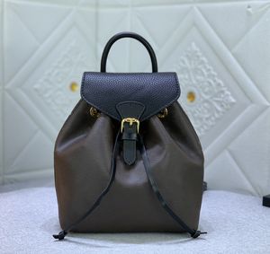 Modedesigner kvinnor ryggsäck lyx mini ryggsäck stil handväskor blomma bokstav montsouris bb crossbody väska damer små snygga resande väskor plånböcker #516