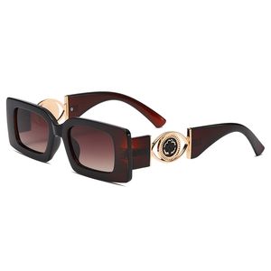Óculos de sol de designer para homens homens Novos modelos óculos especiais UV 400 Protectble Comfortble Leg Outdoor Brands Design 22018