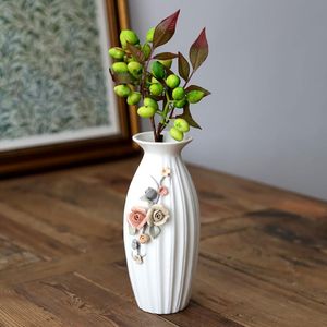 Vases Arrival Relief Ceramic Vase Vintage Chinese Style Fine Smooth Surface Home Decoration Wedding