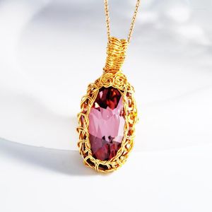 Anhänger Halsketten Damen Halsanhänger mit Kristallen aus Österreich Trendige handgefertigte Jubiläumsfeier Schmuck Accessoires Geschenke