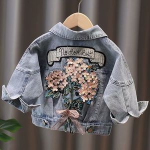 Jackets Kids Denim for Girls Baby Flower Bordados de Bordados da Primavera Autumn moda Child Outwear Ripped Jeans Jeans 230329