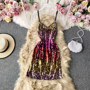 Sıradan elbiseler kadınlar rahat elbiseler payetli şık seksi gece kulübü kayış yaz süper parlak kolsuz o boyun plajı ins sıcak 2023 elbise