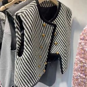 Women's Vests Fashion Stripe Sleeveless Cardigan Women's Autumn Winter Clothing Women's Warm Coat Casual Girl Cute Coat 230329