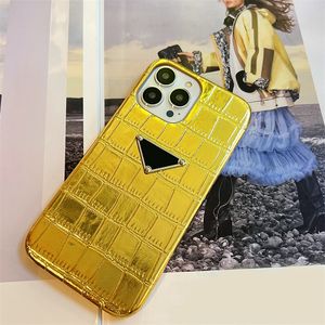 Luxurious Bright Leather Iphone Cover Designer P Brand Animal Grain Cellphone Cases Metal Triangle Label Waterproof Antifouling Phone Case