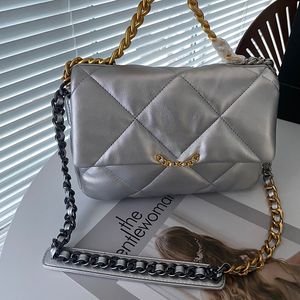 19 Series Womens Metallic Quilted Bags With Seral Number Silver Gold Metal Hardware Chain Handle Totes Crossbody Shoulder Handbags Large Capacity Pouch 25CM