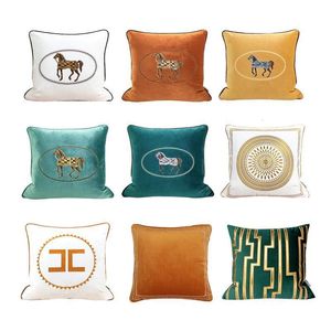 Cushion Decorative Pillow Croker Horse Design Embroidered Sofa Cushion Cover Pillowslip Pillowcase without core Home Bedroom Car Seat Backrest 230330