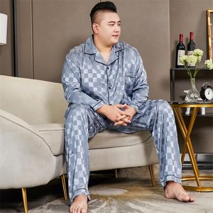 Mäns sömnkläder 3xl-5xl överdimensionerad siden Plain Pyjama Set Satin Men's Autumn Spring Long Sleeve Shirts and Trousers Men's Family Set 230330