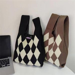 ショッピングバッグ日本の幾何学チェッカーボードウール編みバッグレディースショルダー化粧品ストレージミニ学生コイン