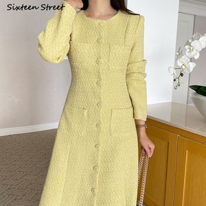 Vestidos casuais vestido de tweed chique branco para o inverno feminino solteiro de peito o-pescoço de lã Vestito elegante para manga comprida roupas de outono vintage 230330