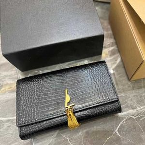 Designer preto YSLSS New Chain Bag Tassel Tassel Alligator Padrão Cloud Square Small Versatile Small Mensageiro de ombro único WUL4