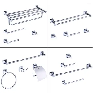 Badtillbehör Set Chrome Perforated Handduk Rack Hylla Enkelt rostfritt stål Badrumstillbehör Singel Rod Double Hardware Pendant