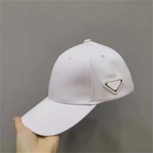 2023 Moda Ball Cap Mens Tasarımcı Beyzbol Şapkası Lüks Unisex Caps Ayarlanabilir Şapkalar Sokak Takılmış Moda Sporları Casquette Nakış Cappelli Firti B3