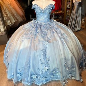 Glittering Sky Blue Off-Shoulder Quinceanera Dresses Beading 3DFlower Applique Vestidos De 15 Anos Birthday Party Ball Gown Corset