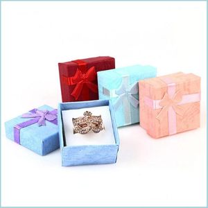 Подарочная упакованная упаковка Bowknot Dispaging Boxes 4x4x3cm милая коробка Красная розовая фиолетовая синяя кольцо кольца оптом доставка дома Dhyga