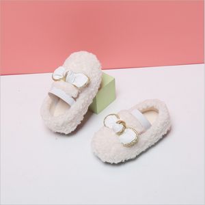 First Walkers 0-3 Winter Baby Shoes Bowknot Plush Warm Princess Shoes Plus Velvet Baby Cotton Shoes 230330