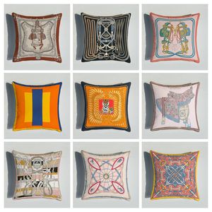 Подушка декоративная подушка Croker Horse Brand French Style Luxury Velvet Doubled Print Dipa Dipa Coash Cover Pillowcase без основной офисной комнаты сиденье 230330