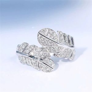 Feather Finger Ring AAAAA Zircon 925 Sterling Silver Engagement Wedding Band Rings for Women Bridal Birthday Party Jewelry Gift