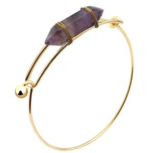 Bracciale rigido in filo di colore oro giallo chiaro avvolgente colonna esagonale molti gioielli in pietra di quarzo stile gioielli alla moda