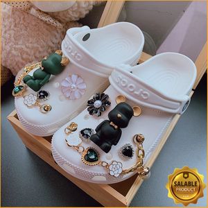 Shoe Parts Accessories Vintage Bears Croc Charms Designer DIY Bling Metal Doll Shoes Buckle Decaration for JIBS Clogs Kids Women Girls Gifts 230330