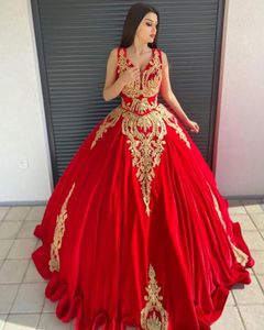 Party Dresses Red A-line Velvet Evening Gold Applique Moroccan Kaftan Prom Gowns Sleeveless Arabic Dubai Bride Dress For Wedding