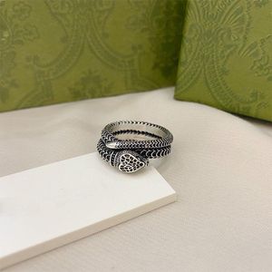 Brand Jewelry Lovers Ring Snake Ring Mode Ringar för män och kvinnor ggity v-658