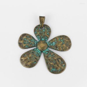 Pendant Necklaces 2pcs Patina Verdigris Large Abstract Flower Charms Hammered For Necklace Jewelry Making Findings Accessories 68