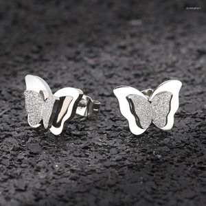 Studörhängen söta dubbla fjärilskrubb G23 Titanium Kvinnor Ear Steel Plated Girls Earings Fashion Jewelry