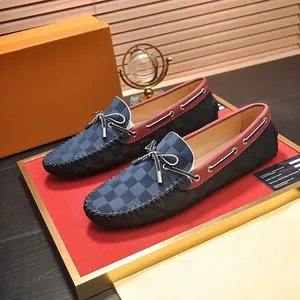 Homens designer vestido sapatos moda metal botão ervilhas sapato e homem clássico sapatos de alta qualidade confortável sapatos de condução tênis com caixa