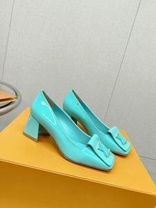 2023 moda donna scarpe eleganti tacchi alti designer donna pompe in vera pelle sandali da donna scarpe da sposa con tacco nero dorato oro -K034