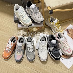 Designer Sneakers Calfskin Casual Shoes Reflective Shoes Vintage Suede Leather Trainers All-match Sneaker Patchwork Leisure Shoe Platform Lace-up