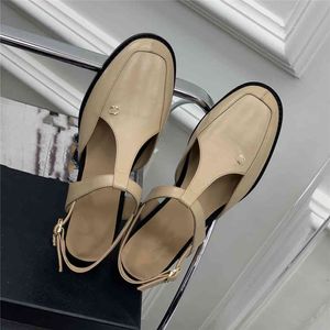 Fashion Dress Shoes 2023 Channel Women Leather High Heel Metal Buckle Letter Logo Wedding Party Business Casual Flat Shoes 07-02