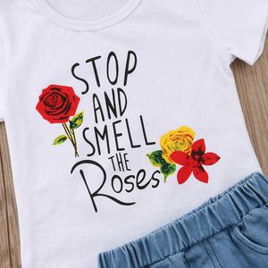 Moda Nuovo Bambino Bambini Ragazza Abiti estivi Manica corta T-shirt floreale TopswithEmbroider Fiore rosa Foro Gonna di jeans 2 pezzi Set