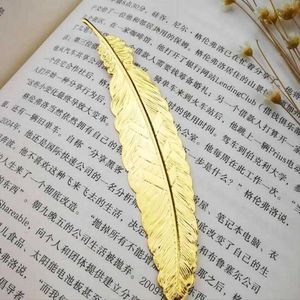 Moda DIY Metal Feather Bookmarks Dokument Book Mark etykieta Golden Silver Rose Gold Bookmark Office