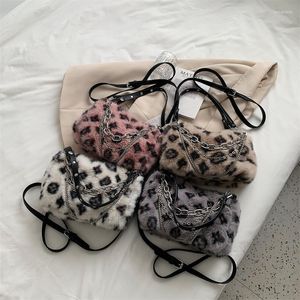 Shopping Bags 2023 Leopard Print Plush Women's Bag Casual Shoulder Underarm Fashion Chain Foreign Style Handbag