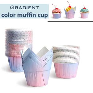 100 teile/los Gradient Cupcake Liner Konditorei Backen Tasse Tablett Fall Oilproof Papier Tulpe Muffin Wrapper Dessert Halter Party Hochzeit Weihnachten HY0394