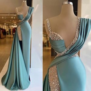 2023 Light Sky Blue Sparkly paljetter Sidan Split sjöjungfru aftonklänningar Kristall Långa formella promklänningar skräddarsydda plus -storlek Pageant Party Wear