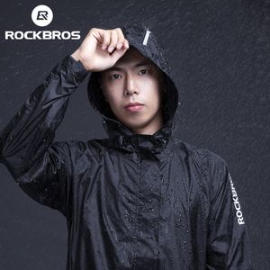 Raincoats ROCKBROS Cycling Waterproof Jacket Men Breathable Reflective Hooded Raincoat Outdoor Sport Windbreaker European Size 230331